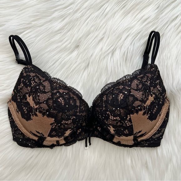 Victoria’s Secret Bombsell Push-Up Crystal Embellished Bra 32D - Picture 1 of 6